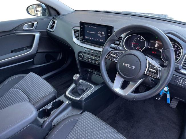 KIA Xceed Photo 6
