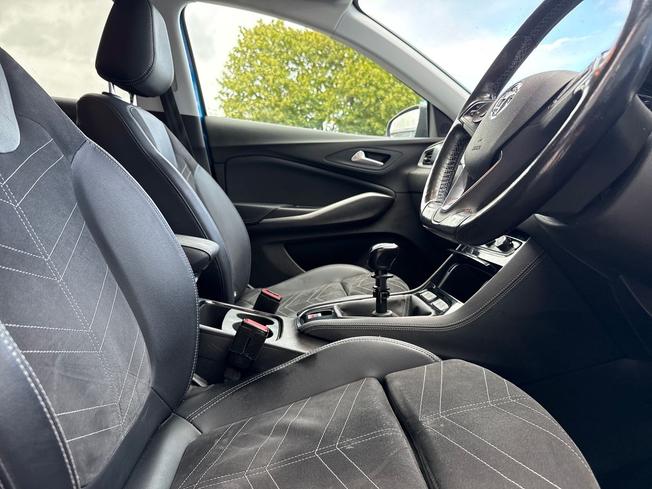 VAUXHALL Grandland Photo 46