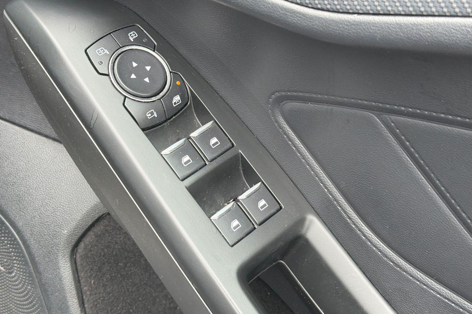 Ford FOCUS Photo 15