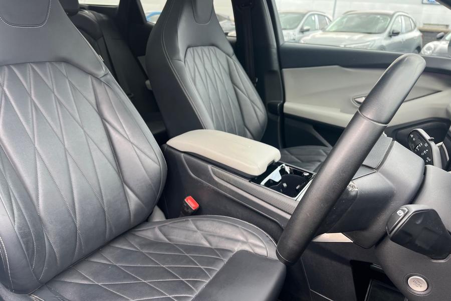 Ford Explorer Photo autoimg-761c38ff70bba46d1e86c25e3bd103a19db8d85b.jpg
