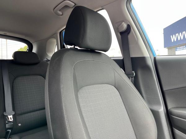 Hyundai KONA Photo autoimg-761cfb65a3828936bd9121a09b4f9ed3efce570d.jpg
