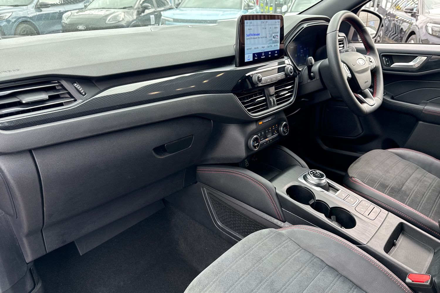 Ford Kuga Photo 17