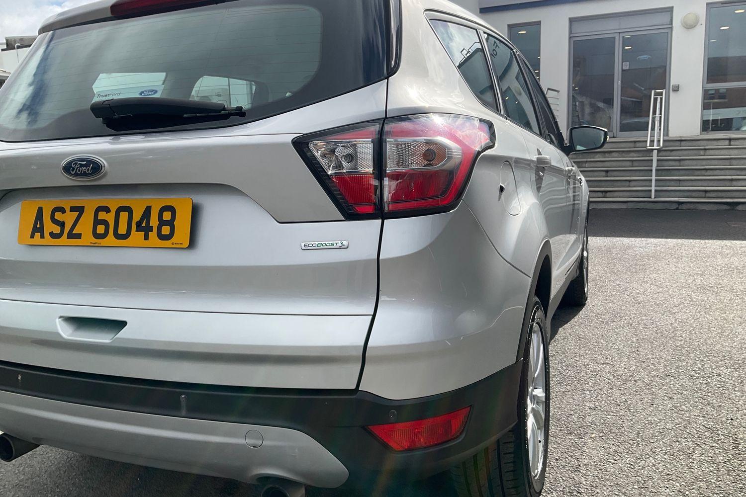 Ford KUGA Photo 35