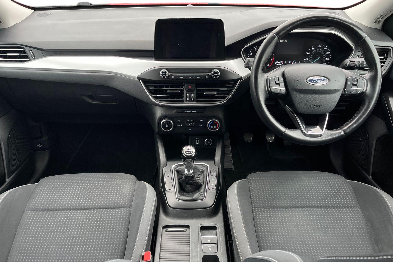 Ford Focus Photo 9