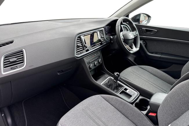 SEAT ATECA Photo 2
