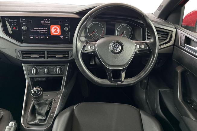 VOLKSWAGEN Polo Photo 11