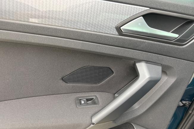 VOLKSWAGEN Tiguan Photo 23