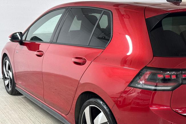 VOLKSWAGEN Golf Photo 33