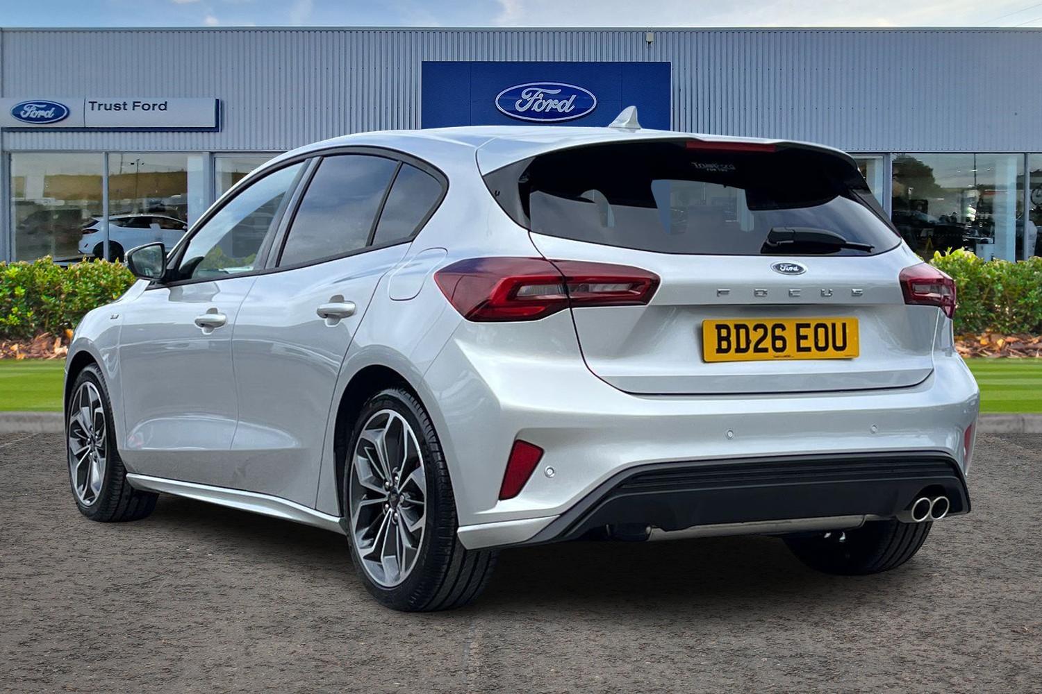 Ford Focus Photo 1