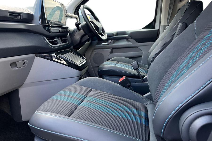Ford TRANSIT CUSTOM Photo autoimg-763b37bbf745416b1d230a96d007085437ecfac5.jpg