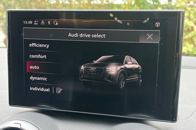 AUDI Q2 Photo 40