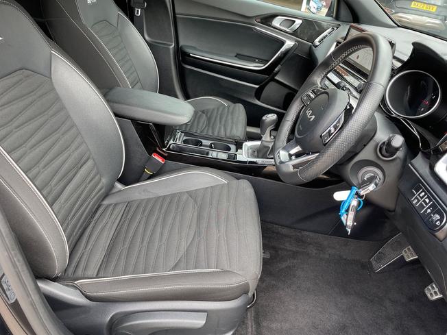 KIA Xceed Photo 28