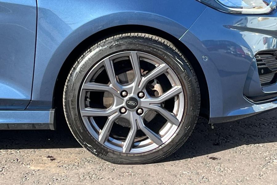 Ford FIESTA Photo autoimg-763c8fb2d55fc292c9b843b4e05db1592dc93bb8.jpg