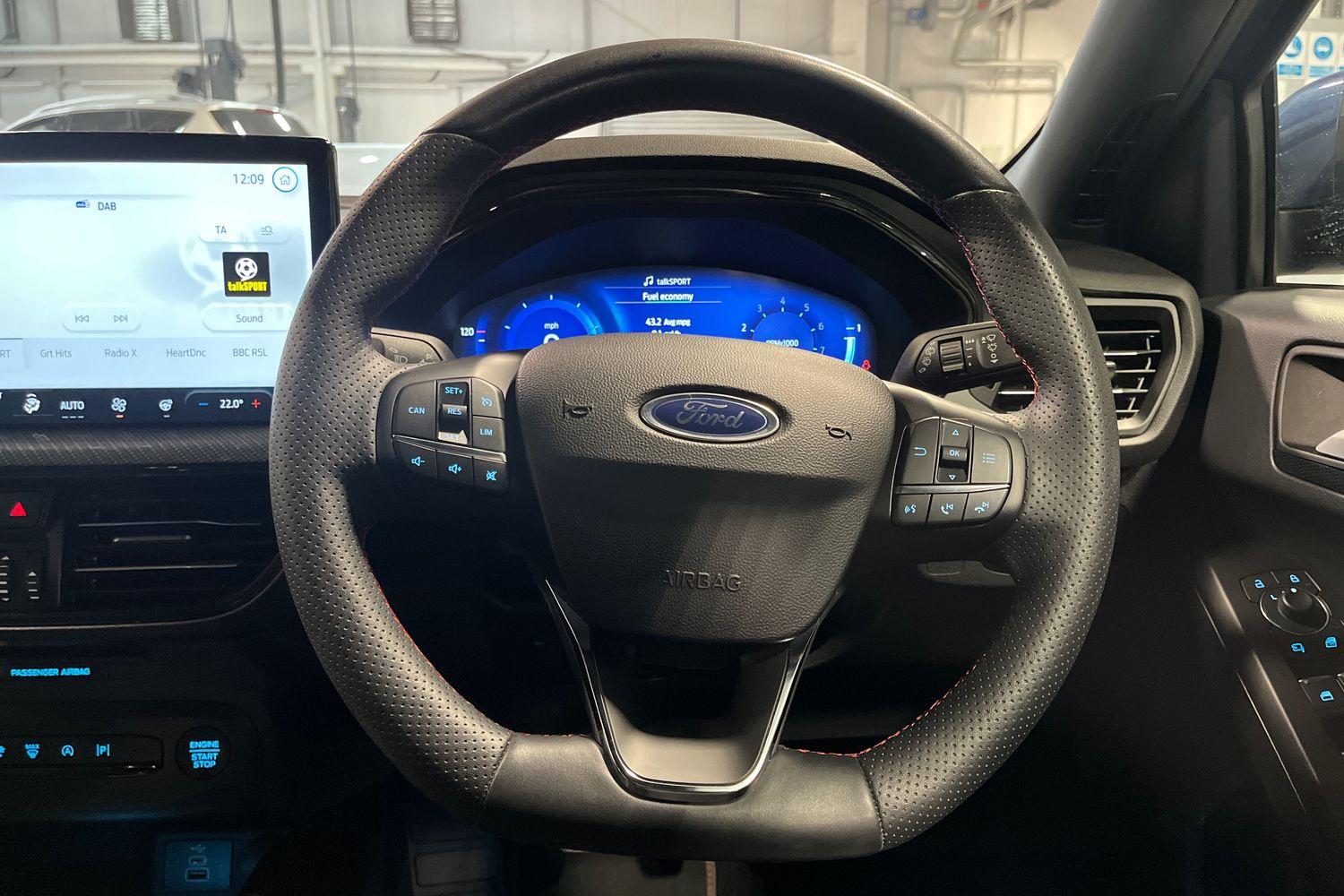 Ford FOCUS Photo 11