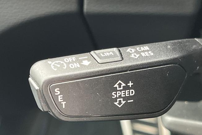 AUDI Q5 Photo 30