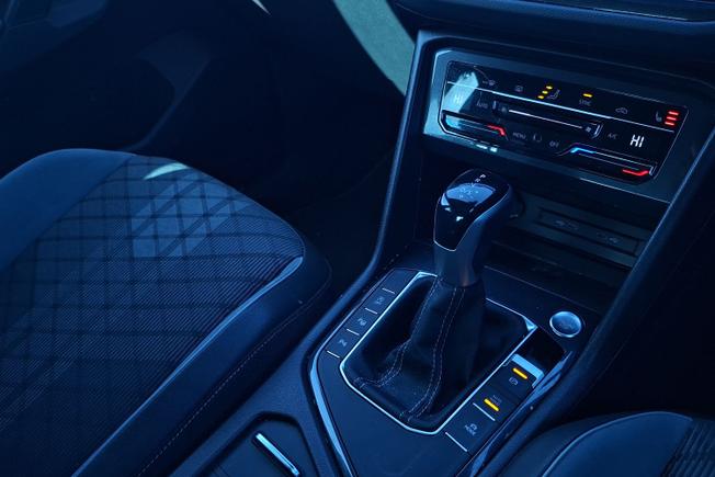 VOLKSWAGEN Tiguan Photo 23