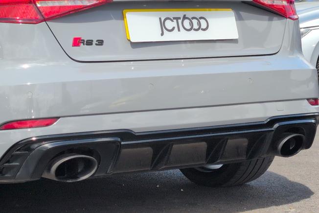 AUDI RS3 Photo 30