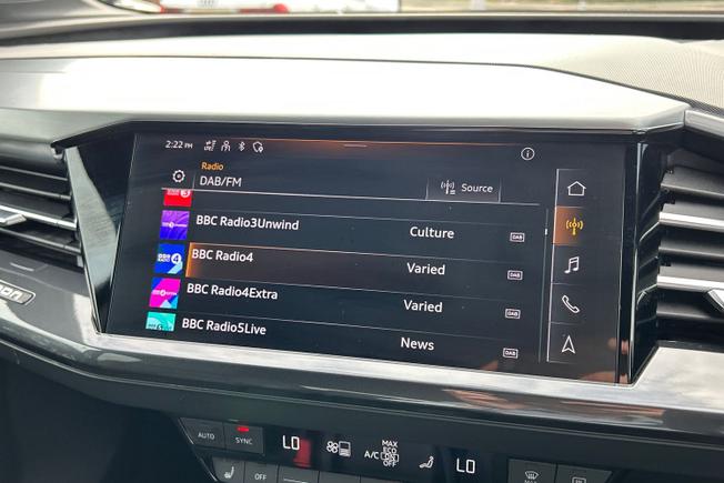 Audi Q4 E-Tron Photo 13