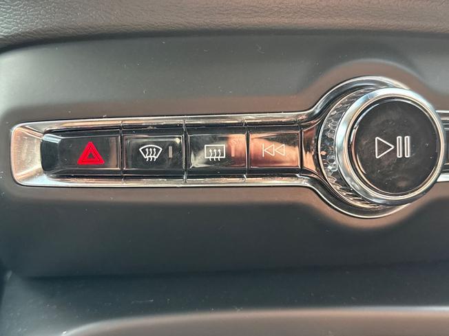 VOLVO Xc40 Photo 53