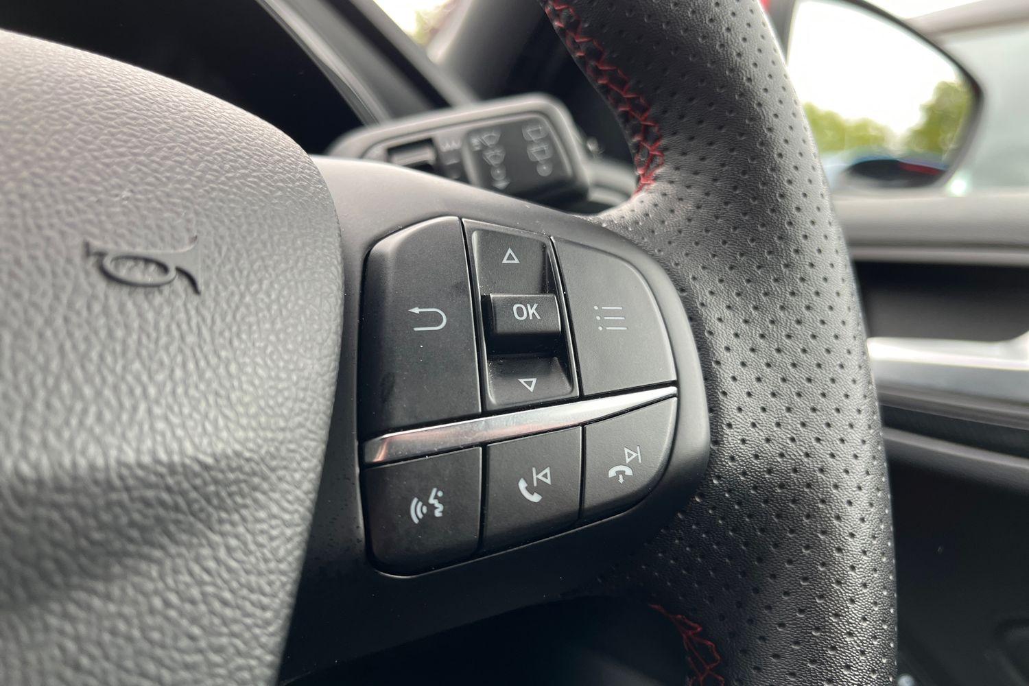 Ford FOCUS Photo 39