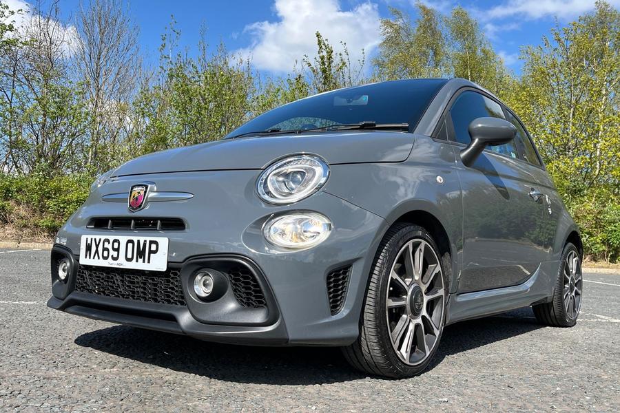 Abarth 595 Photo autoimg-76522f943a1cfcfa98e47ce66d46ea55e7c355cb.jpg