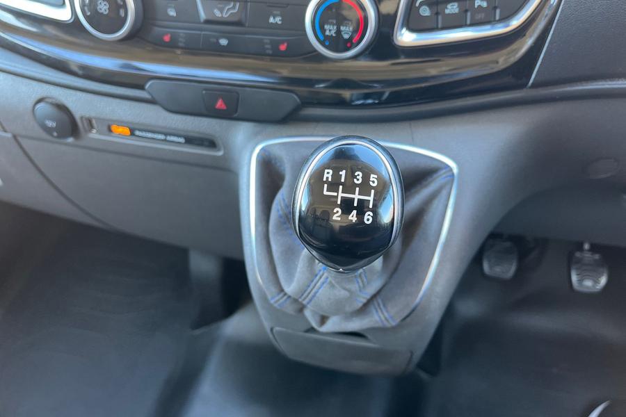 Ford TRANSIT CUSTOM Photo autoimg-765992551f1da2fa31f39a9c94187592bcf97393.jpg