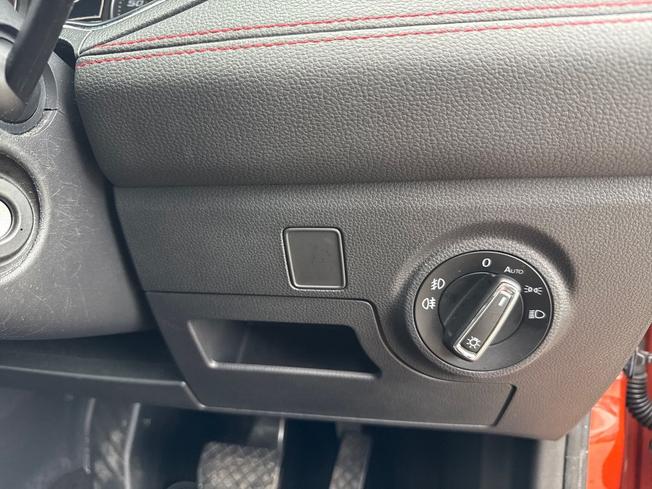 SEAT ARONA Photo 26