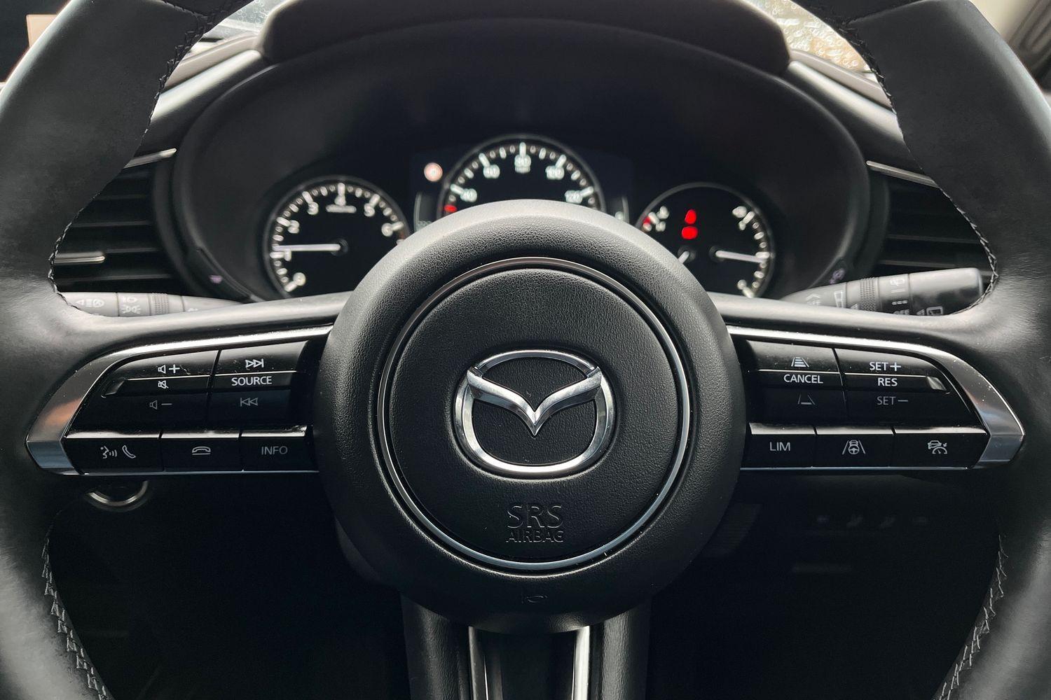 Mazda CX-30 Photo 11