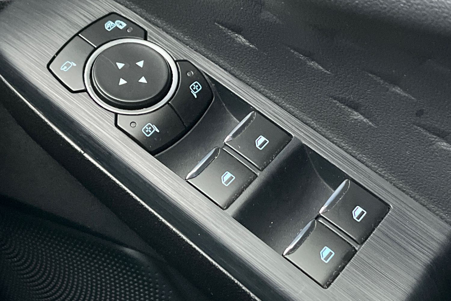 Ford KUGA Photo 15