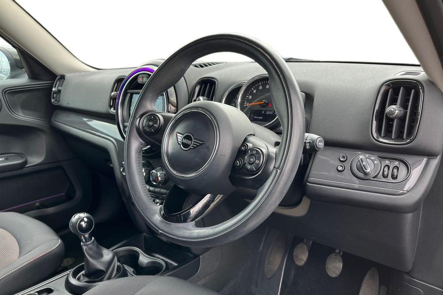 MINI Countryman Photo autoimg-7668d6c4c09b9255ac35233b210cce800fa044a6.jpg