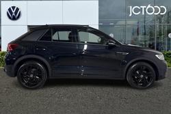 Volkswagen T-Roc Photo 4