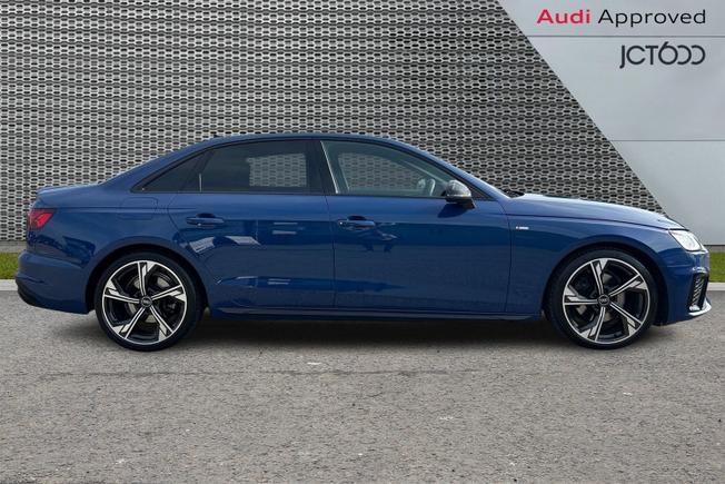AUDI A4 Photo 4