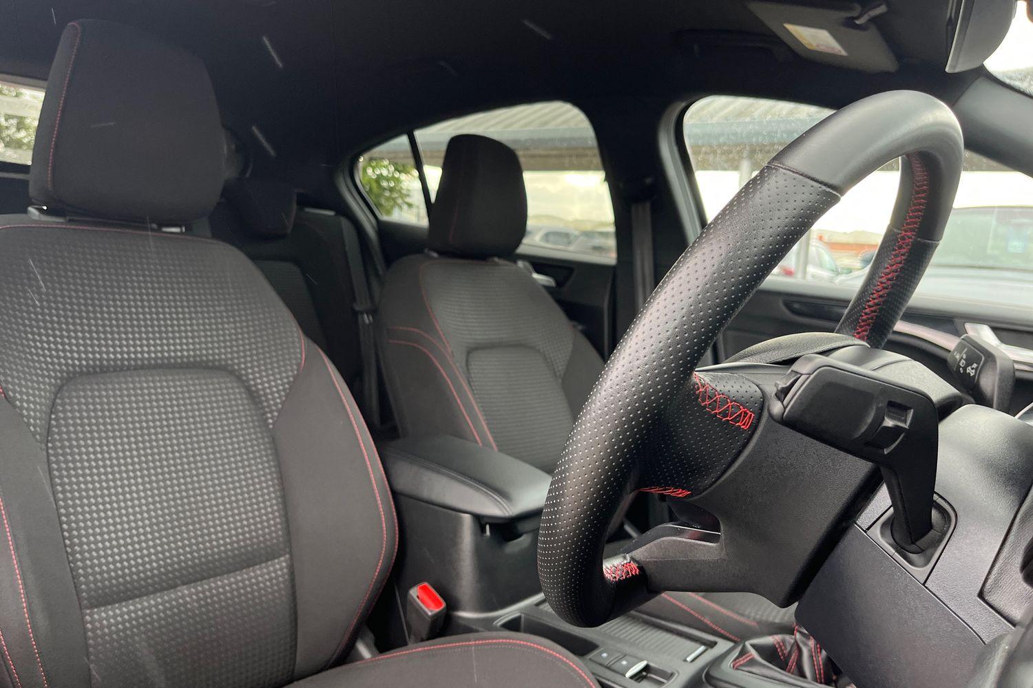 Ford FOCUS Photo 16