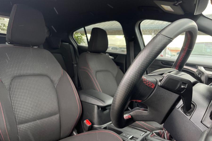 Ford FOCUS Photo autoimg-766cfad8789078ddb0e76862fd02404ec255d332.jpg
