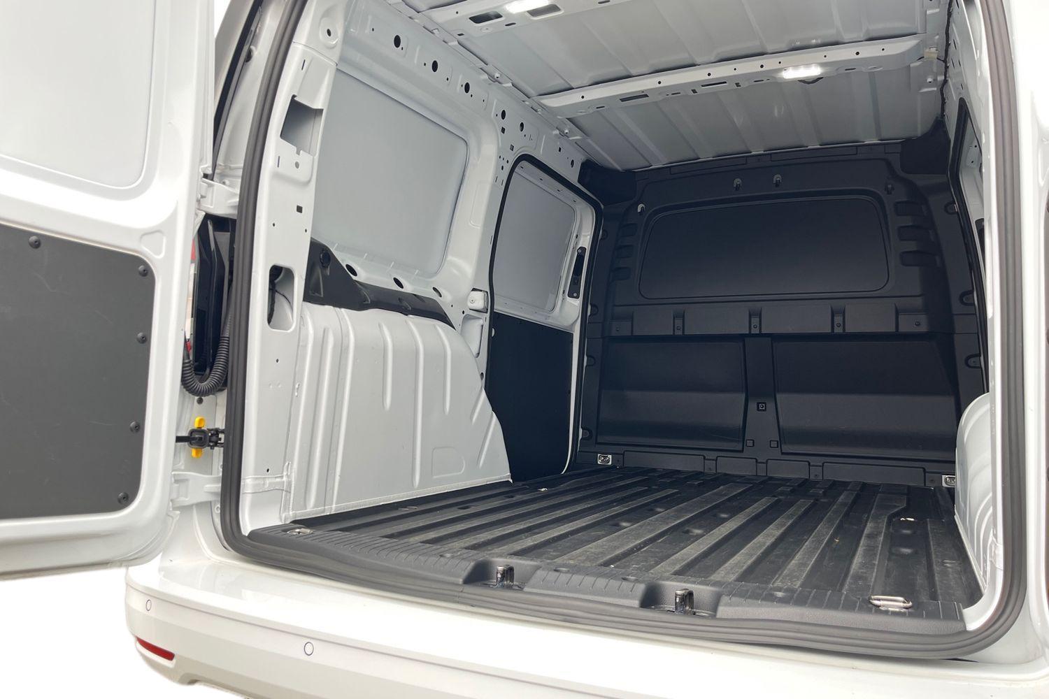 Ford TRANSIT CONNECT Photo 10