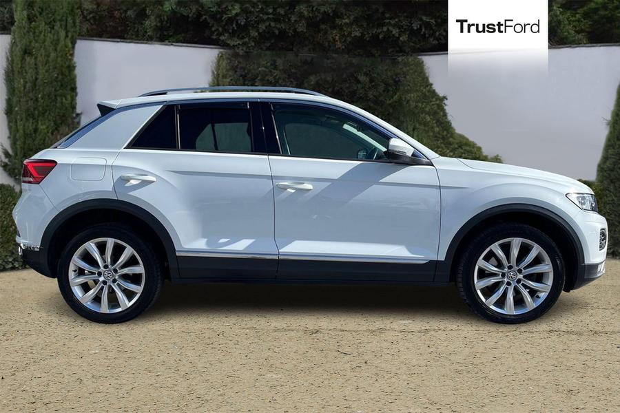 Volkswagen T-ROC Photo autoimg-7672d53bf7c9204a7893a9c074ef41a4211bc885.jpg