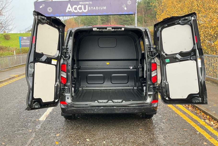 Used Ford TRANSIT CUSTOM 6