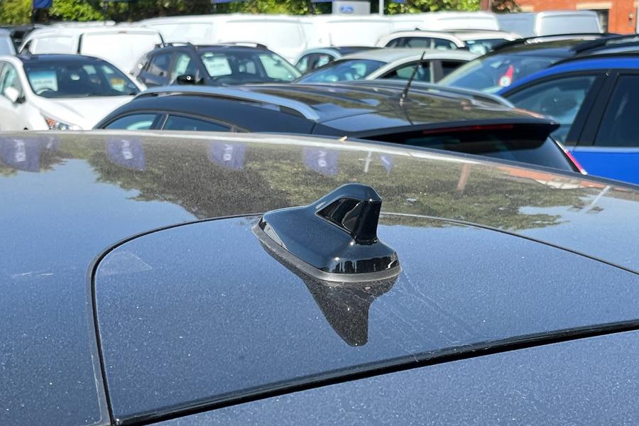 Ford CAPRI Photo autoimg-7677e2acd4bf3e382a87e5141b365d37652c119c.jpg