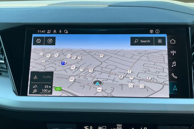 AUDI Q4 E-Tron Photo 14