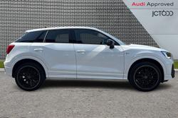 AUDI Q2 Photo 4