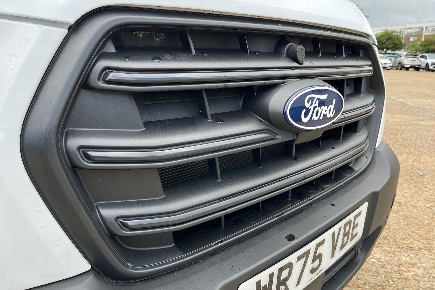 Ford TRANSIT Photo 35