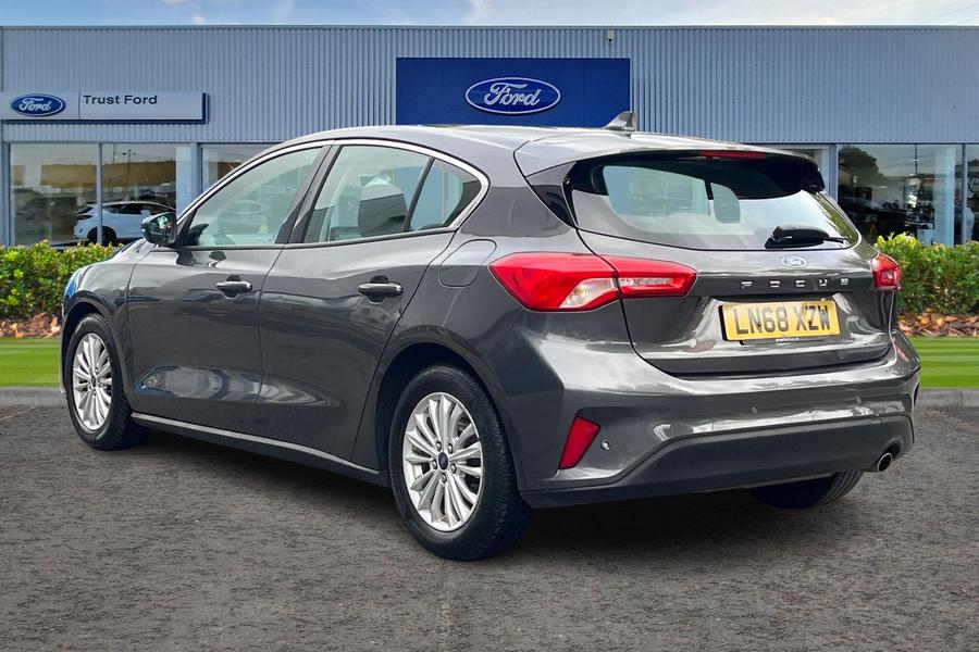 Ford FOCUS Photo autoimg-767bd40d18b0a46b81ef5cbeca2ecb4ca7d4957c.jpg