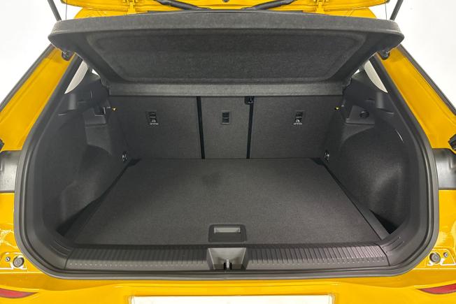 VOLKSWAGEN T-Roc Photo 12