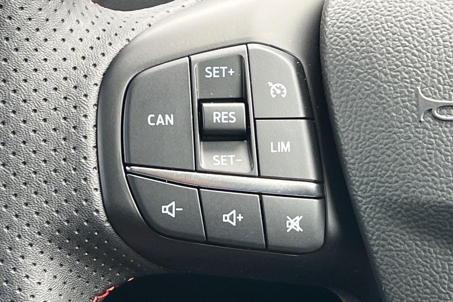 Ford FOCUS Photo autoimg-7680e406196f6ea80600609b94ae8bc730fcb32d.jpg