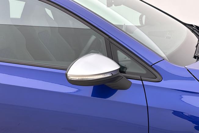 VOLKSWAGEN Golf Photo 20