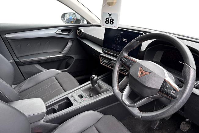 CUPRA Leon Photo 6