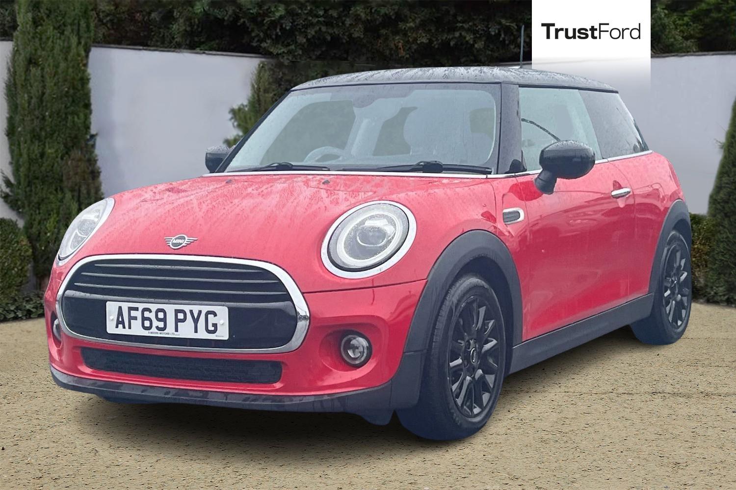 MINI HATCHBACK Photo 4