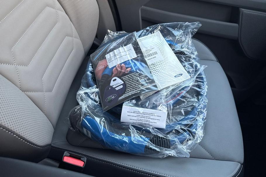 Used Ford E-TOURNEO CUSTOM 39