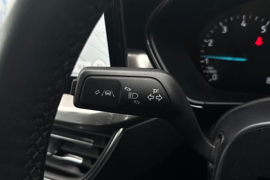 Ford Focus Photo autoimg-7696292467f7a90a03a19fd4140ccbdad6040dc7.jpg