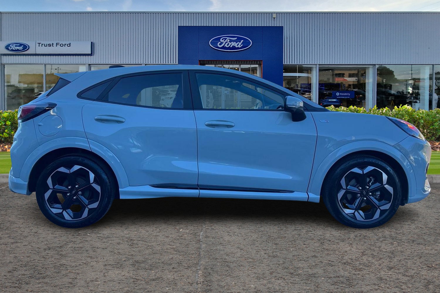 Ford PUMA Photo 2